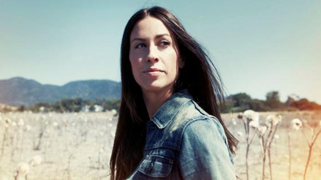 Alanis Morissette Manila Concert Moved to 2022