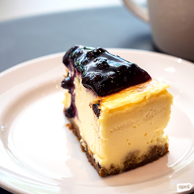 Blueberry-licious Cheesecake from Starbucks