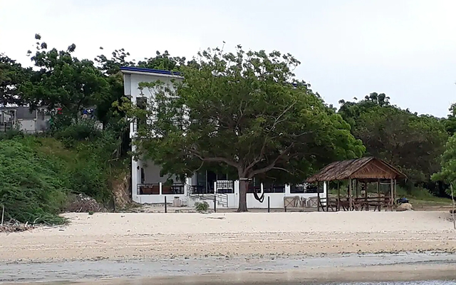 batangas beach houses for rent