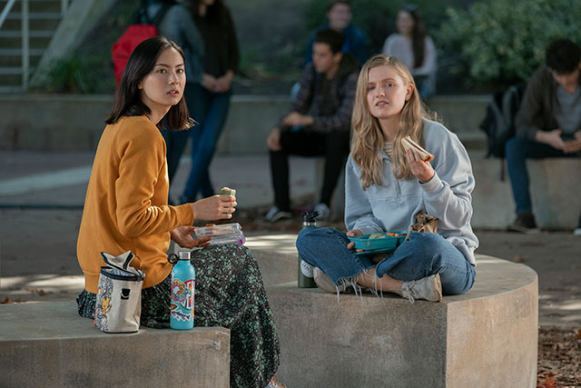 Lauren Tsai and Hadley Robinson in Netflix's Moxie
