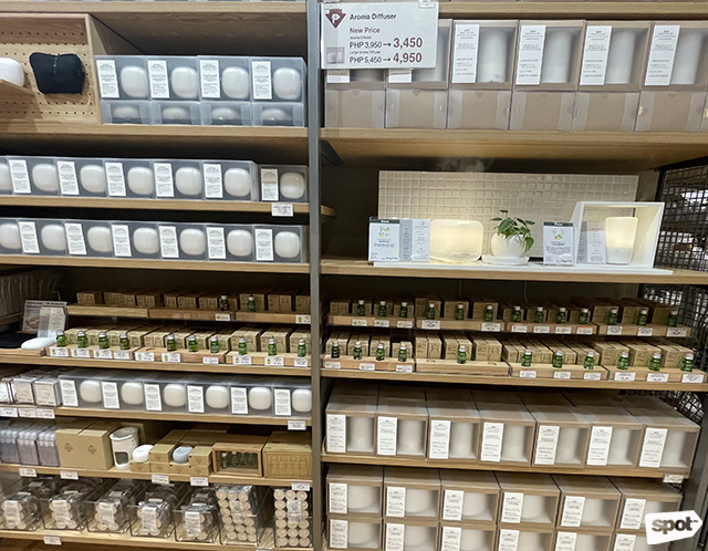 MUJI home fragrances and diffusers