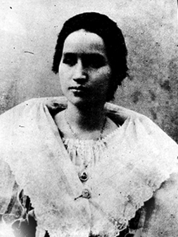 Rosa Sevilla Alvero (1879 to 1954)