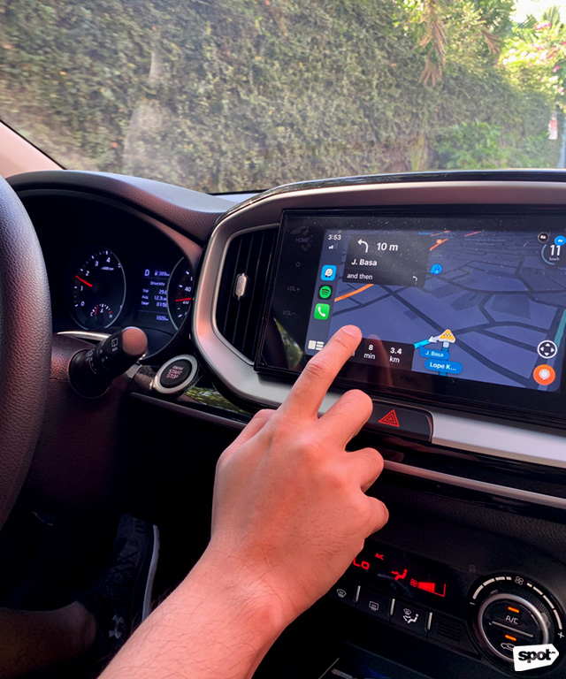 Kia Stonic's 8-Inch touchscreen audio system