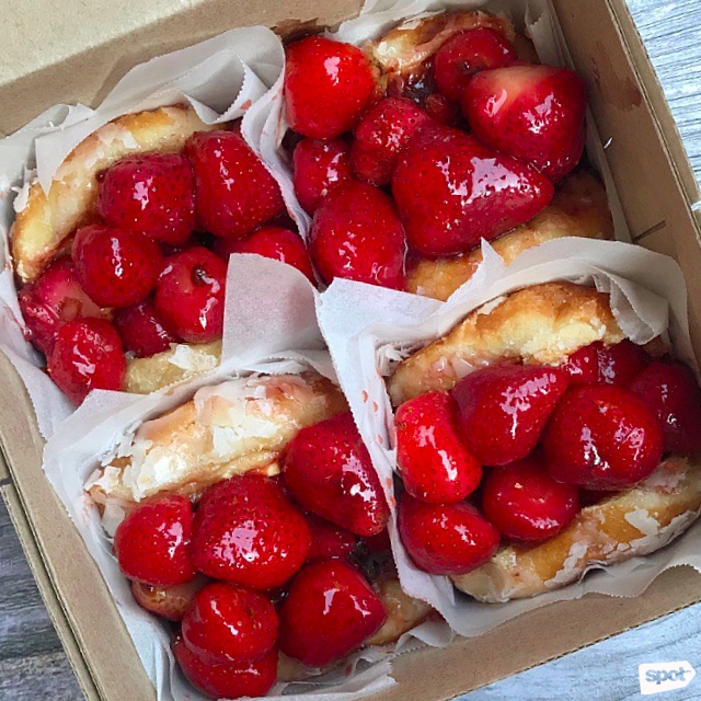 strawberry donuts