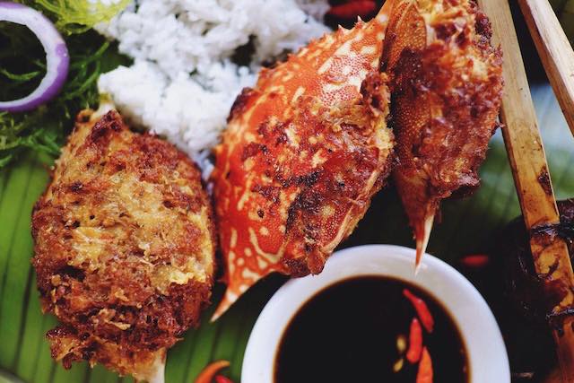 conching's native chicken in cebu tortang crab