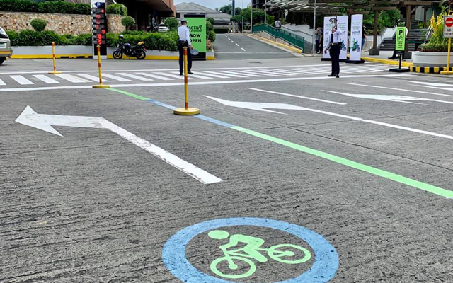 Greenhills Mall bike parking