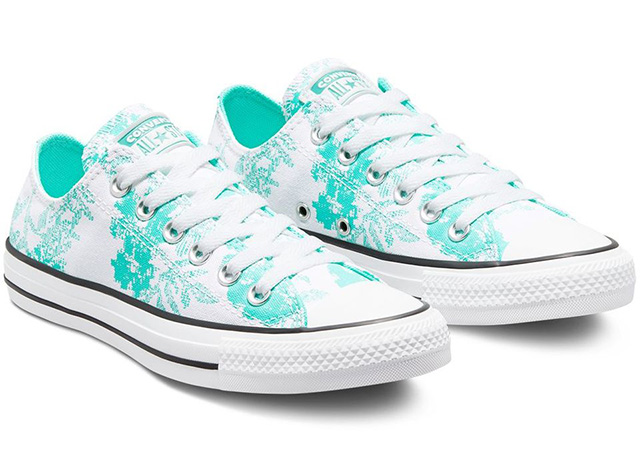Chuck Taylor All Star Floral Fusion in White/Electric Aqua
