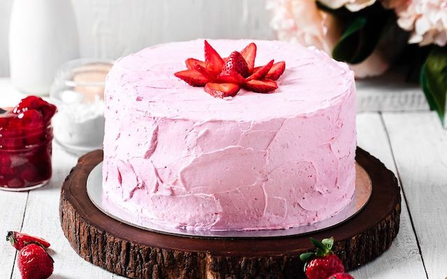 strawberry creme cake from fraiche patisserie