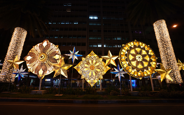 ayala christmas display