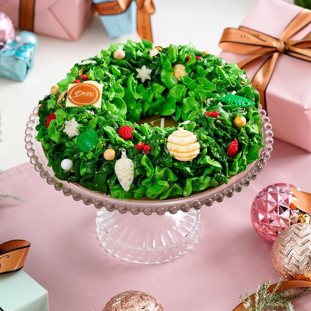 Holiday Wreath Cake from Bizu
