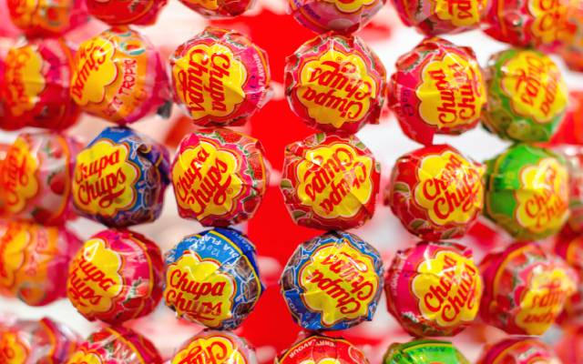 Chupa Chups marks Lolliday with a Giant Lollipop at SM Megamall