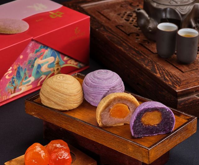 10 Places To Get Mooncakes From For This Year's Mid-Autumn Festival ...