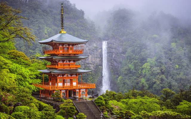 Japan_Pagoda+Nachi Falls