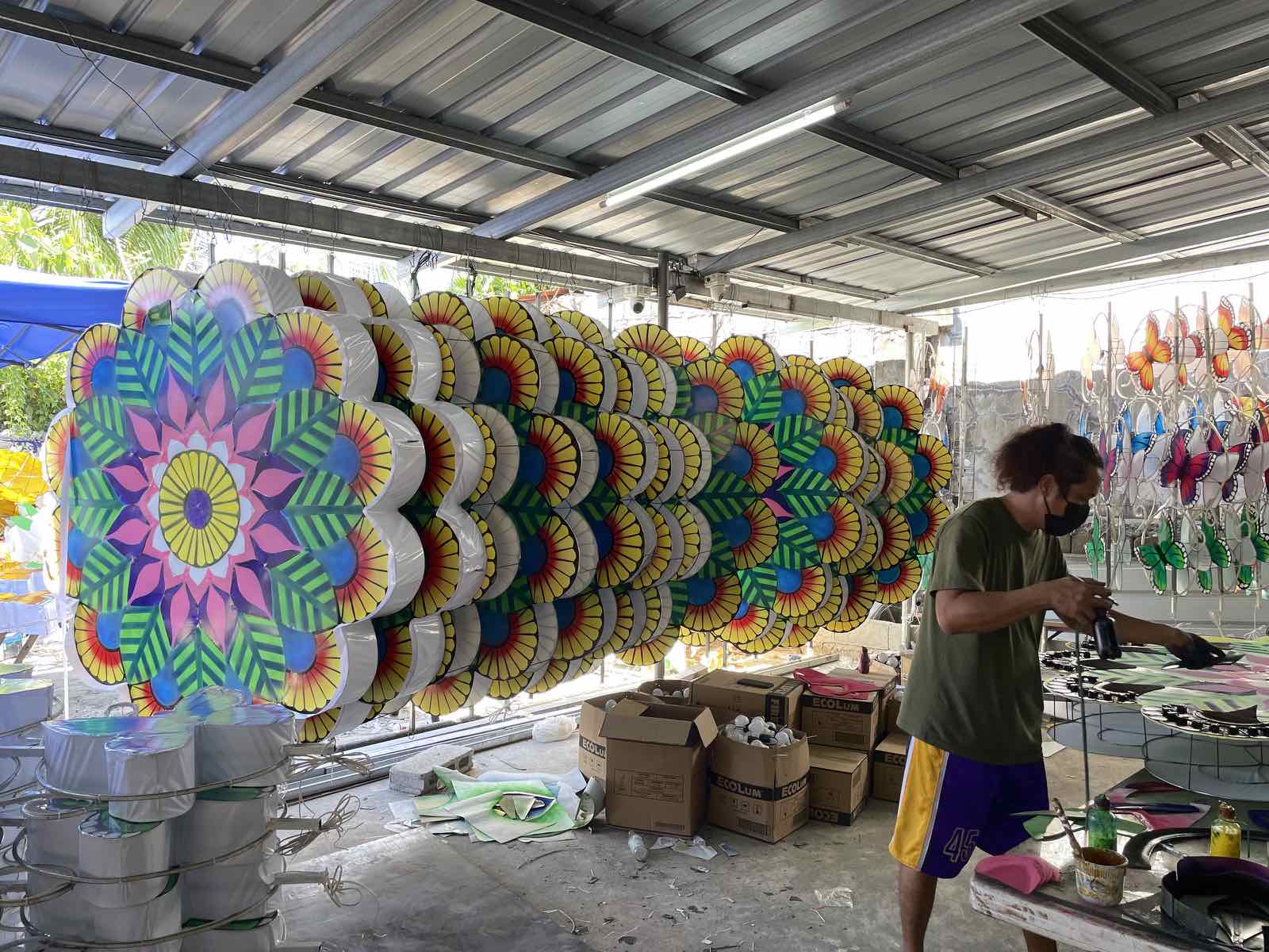Giant Lanterns Pampanga Parol, How, Where They are Made