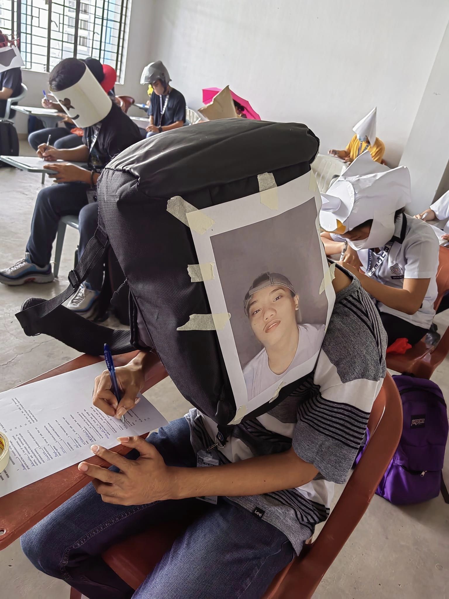 VIRAL: Anti-Cheating Hats in Bicol University