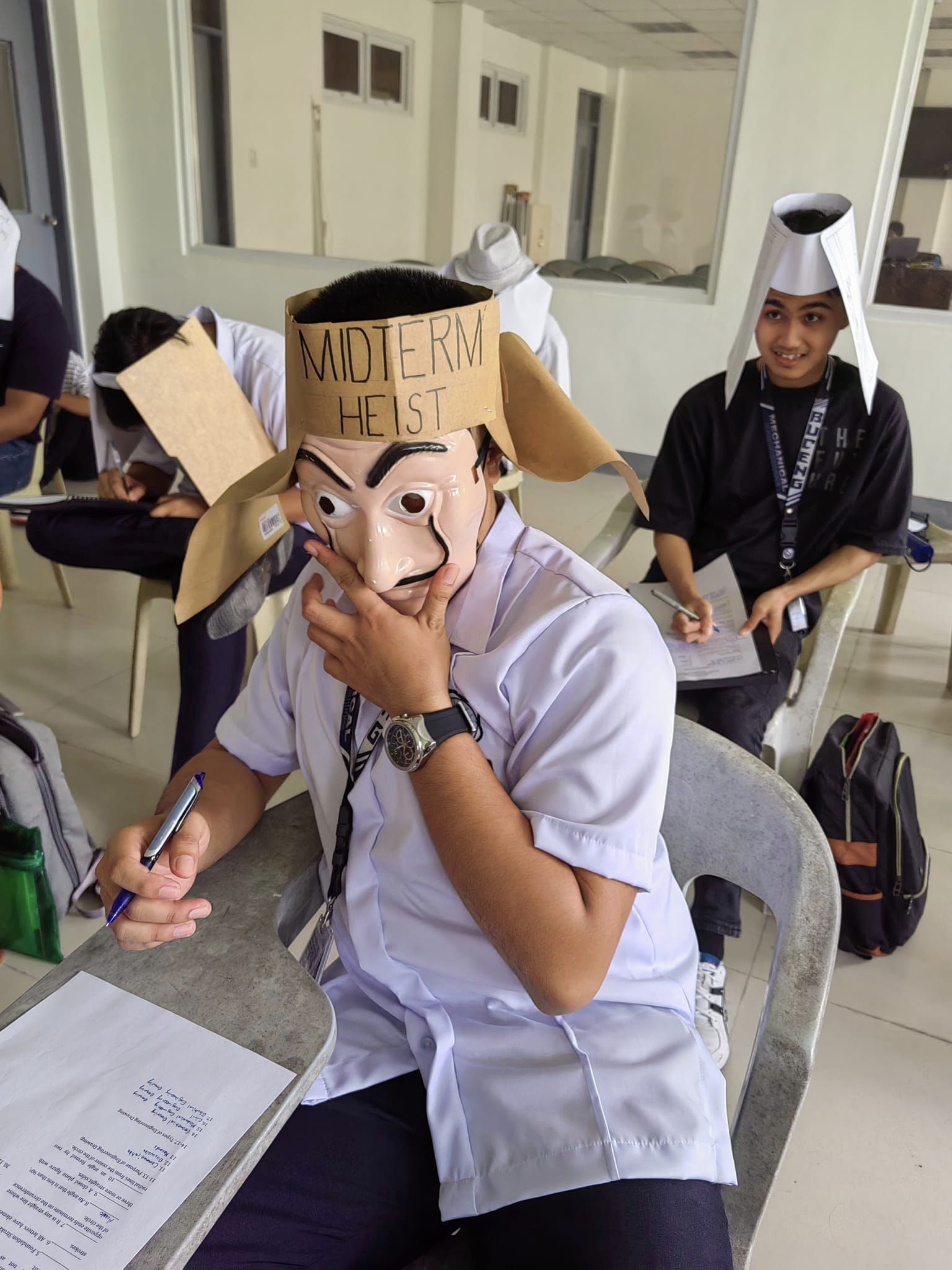 VIRAL: Anti-Cheating Hats in Bicol University