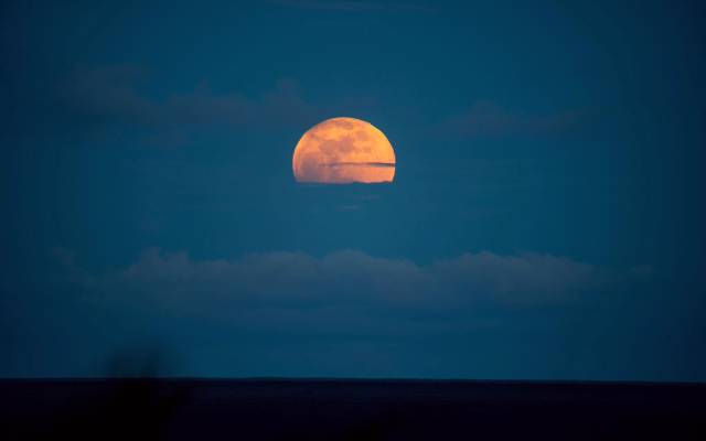 Total Lunar Eclipse_Nathaniel Adam Cruz_Siargao_1