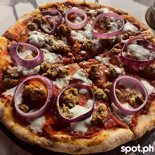 sunny side group, sunny side pizza, red onion
