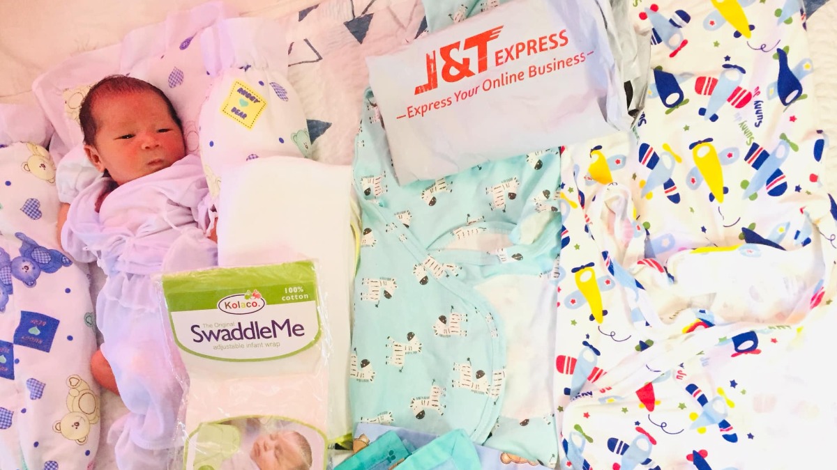 J&T Express Viral delivery with baby