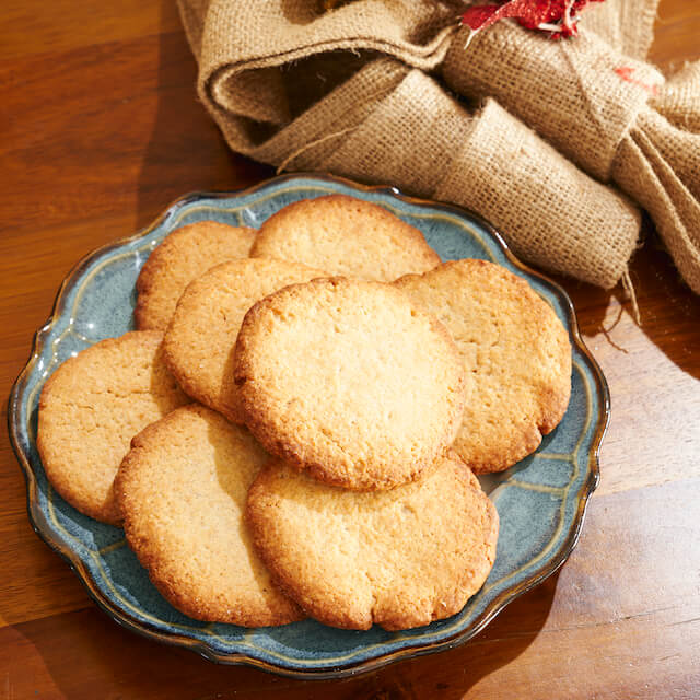 Ginger and Cinnamon Butter Cookies from Chef Chele's Kitchen

