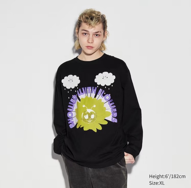 uniqlo UT skater collection long sleeves shower with flowers