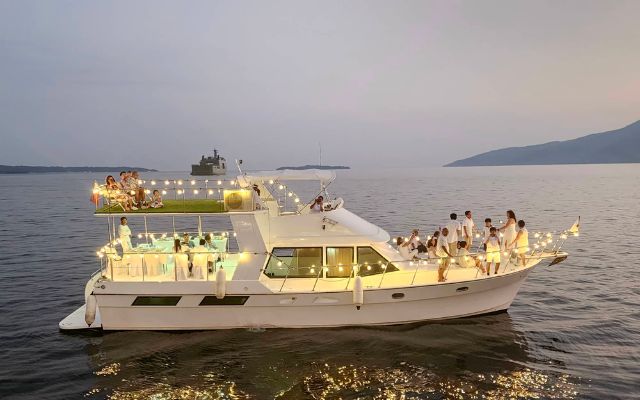 yacht cruise subic price