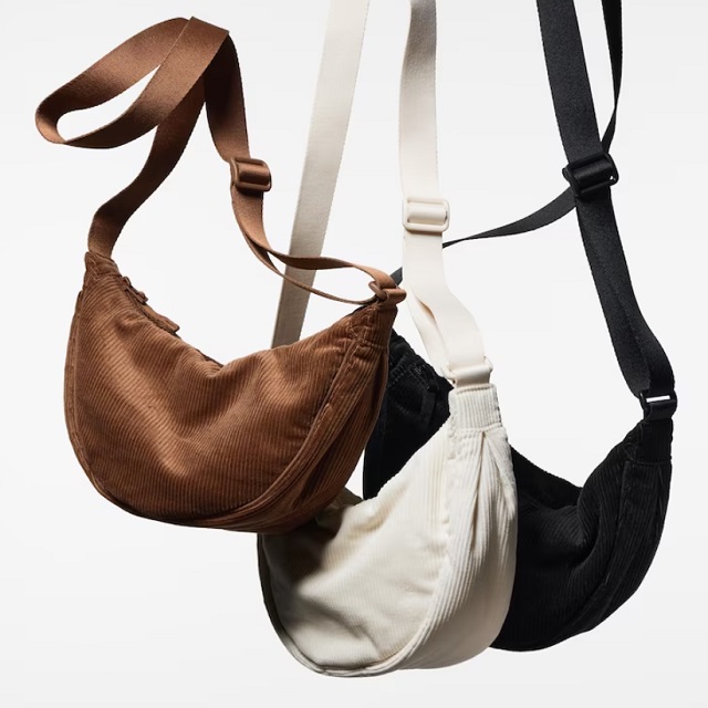 Uniqlo shoulder bag review: We test the viral accessory