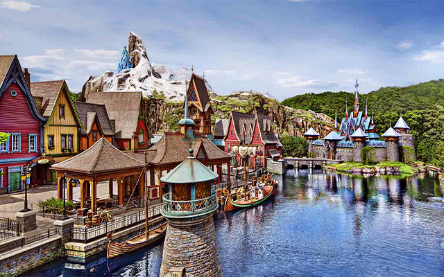 World of Frozen Hong Kong Disneyland