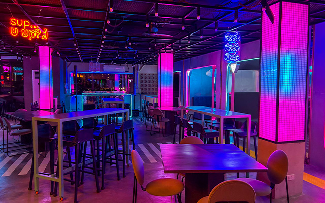 PHOTOS: The Fun Roof Poblacion Bar Rates and Amenities