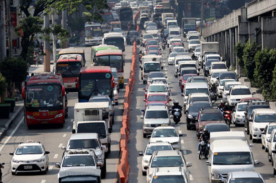 MMDA concrete delineators installed along EDSA