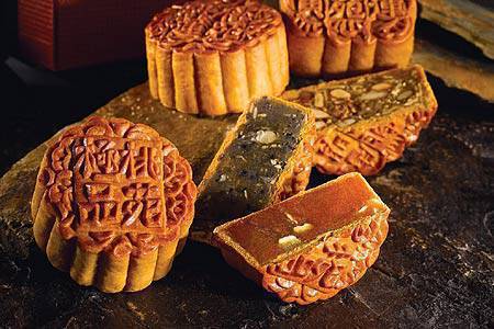 China's Mooncake Madness