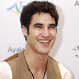 Half-Pinoy Darren Criss of Glee on his 