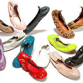 Fancy, foldable flats by Yosi Samra now available