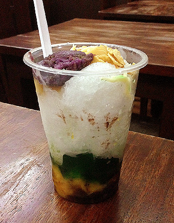 Halo Halo In Plastic Cup