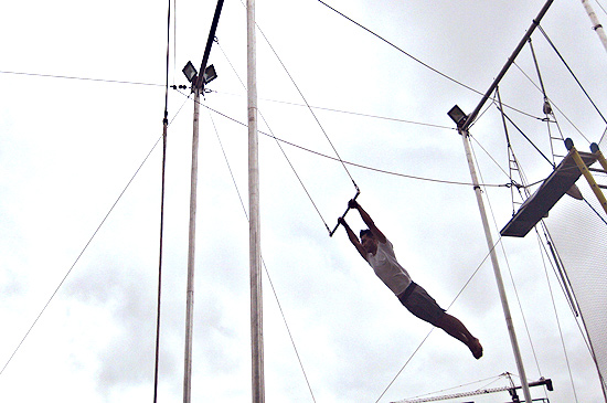 Now In Manila: Flying Trapeze School