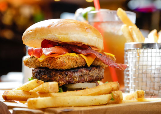 T.G.I.Friday's Special Bacon Mozzarella Burger with Fries