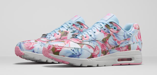 nike womens floral running shoes