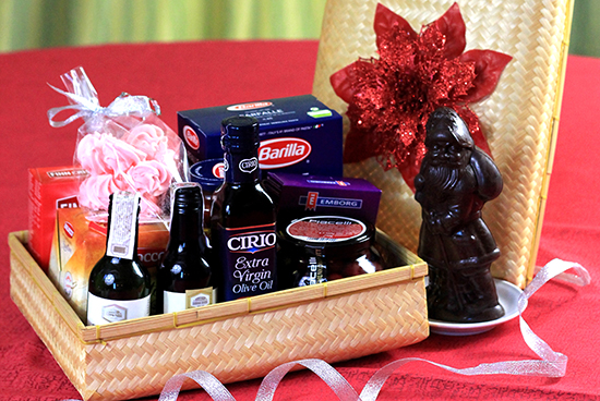 15 Places to Get Food Gift Baskets This Christmas