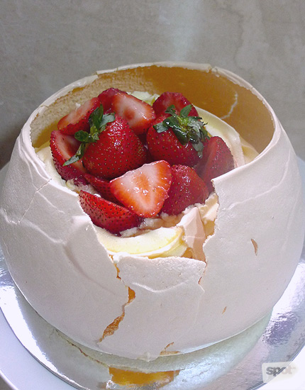 Strawberry Cakes Delivery Metro Manila