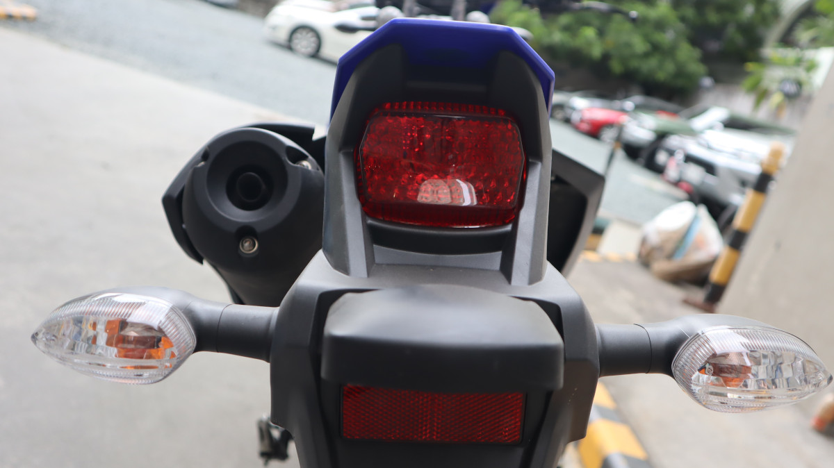 2021 Yamaha WR155R headlights