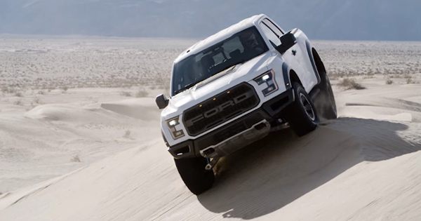 Ford F-150 Raptor's new terrain management system