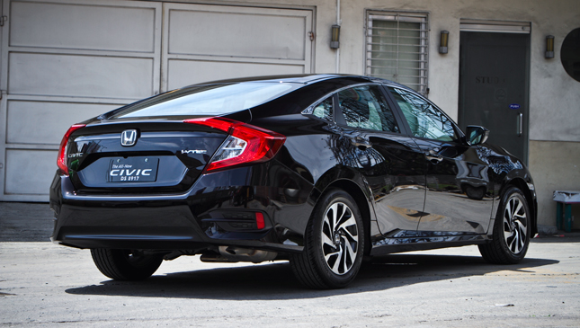 Review Honda Civic 18 E