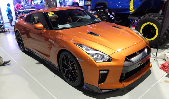 25 Images: The Awesome Cars Of Manila Auto Salon 2016