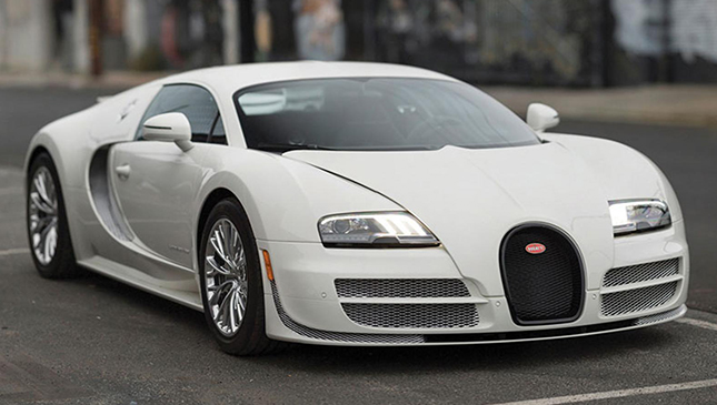 The last Bugatti Veyron ever built is up for grabs