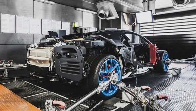 A look at how the Bugatti Chiron is built