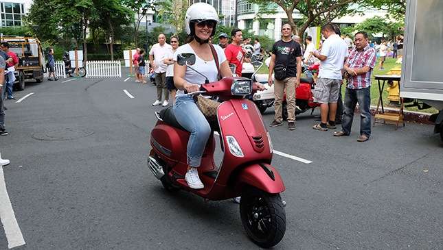 vespa motorcycle