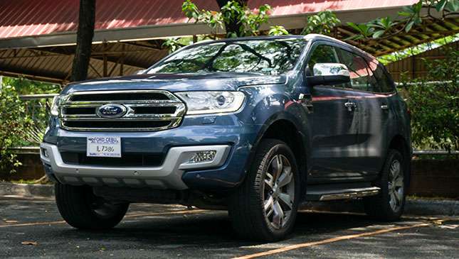 17 Ford Everest Titanium 4x2 At Specs Features Price Review