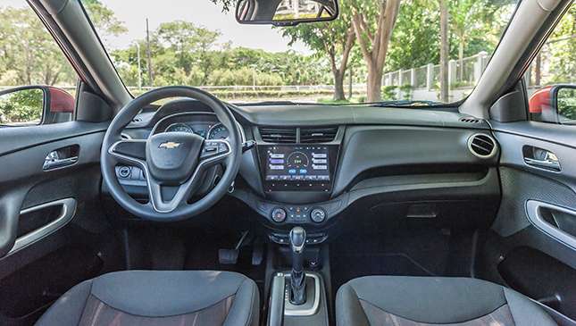 2017 Chevrolet Sail  Interior Front View  Automobilico