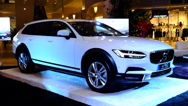 Volvo V90 Cross Country