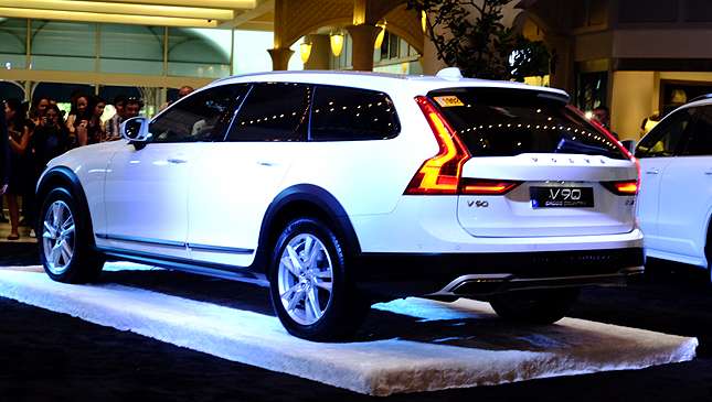 Volvo V90 Cross Country